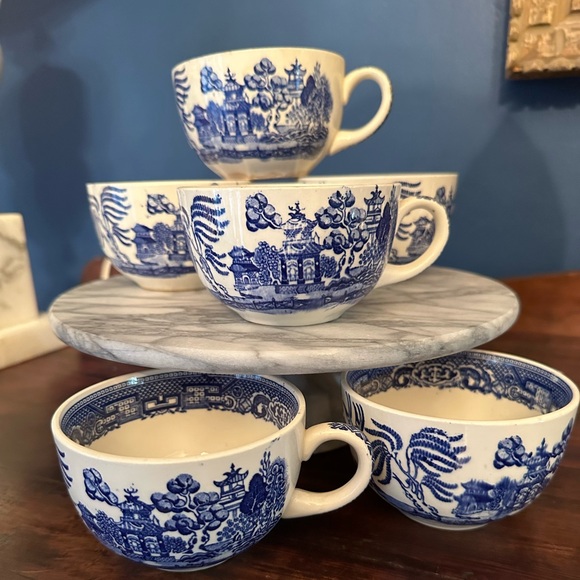 Blue Willow Antique Tea Cups Set of 6 - Picture 2 of 14